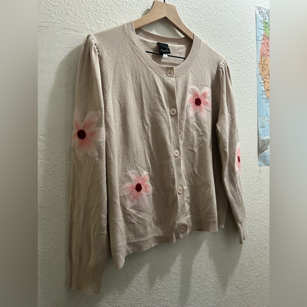 SOLD **** long-sleeve vintage look cardigan sweater with floral appliques  XL